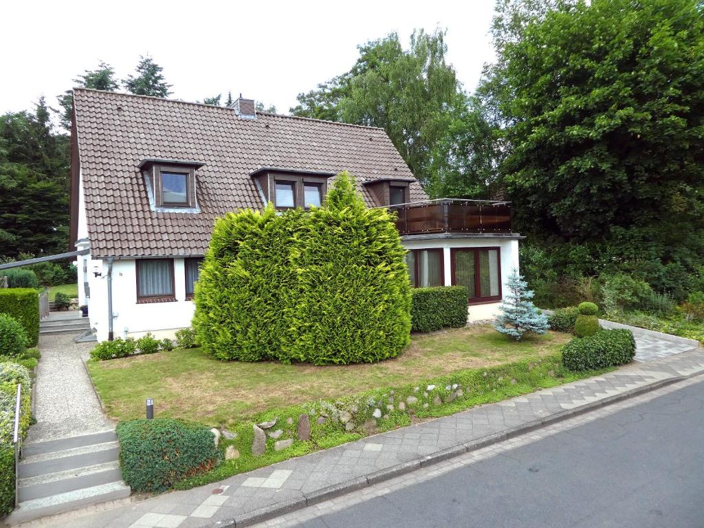 Zahrada ubytování Peedy's luxuriöse 60m² Wohnung mit Balkonterrasse