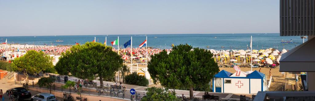 Nespecifikovaný výhled na moře nebo výhled na moře při pohledu z hotelu