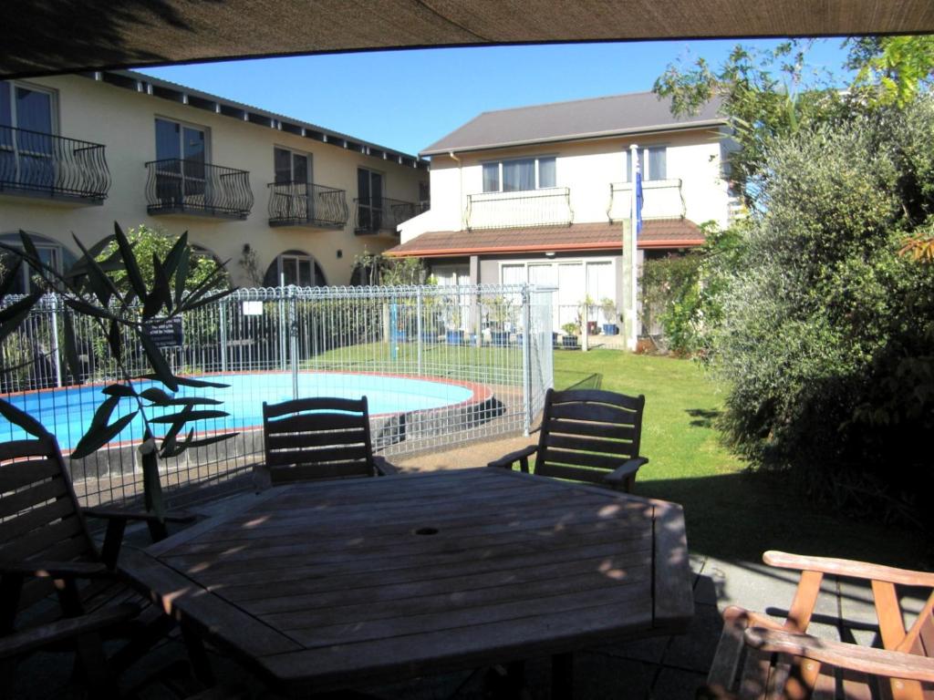 299 On Devon West - Resim 21