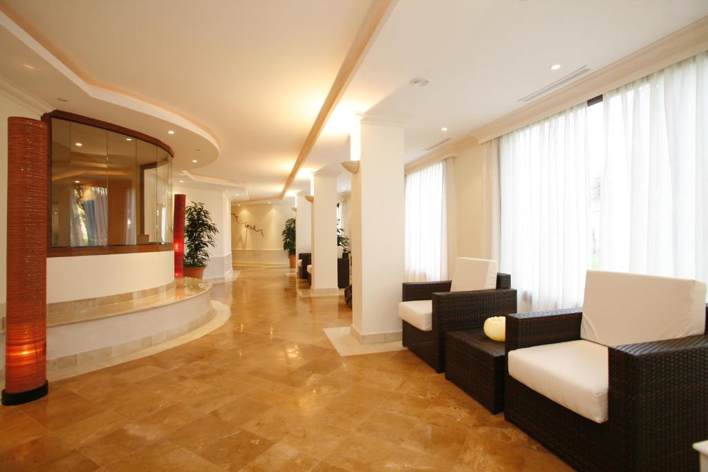Posezení v ubytování Hotel Son Caliu Spa Oasis