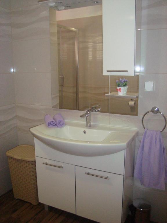 Apartments Neda - Two-Bedroom Apartment