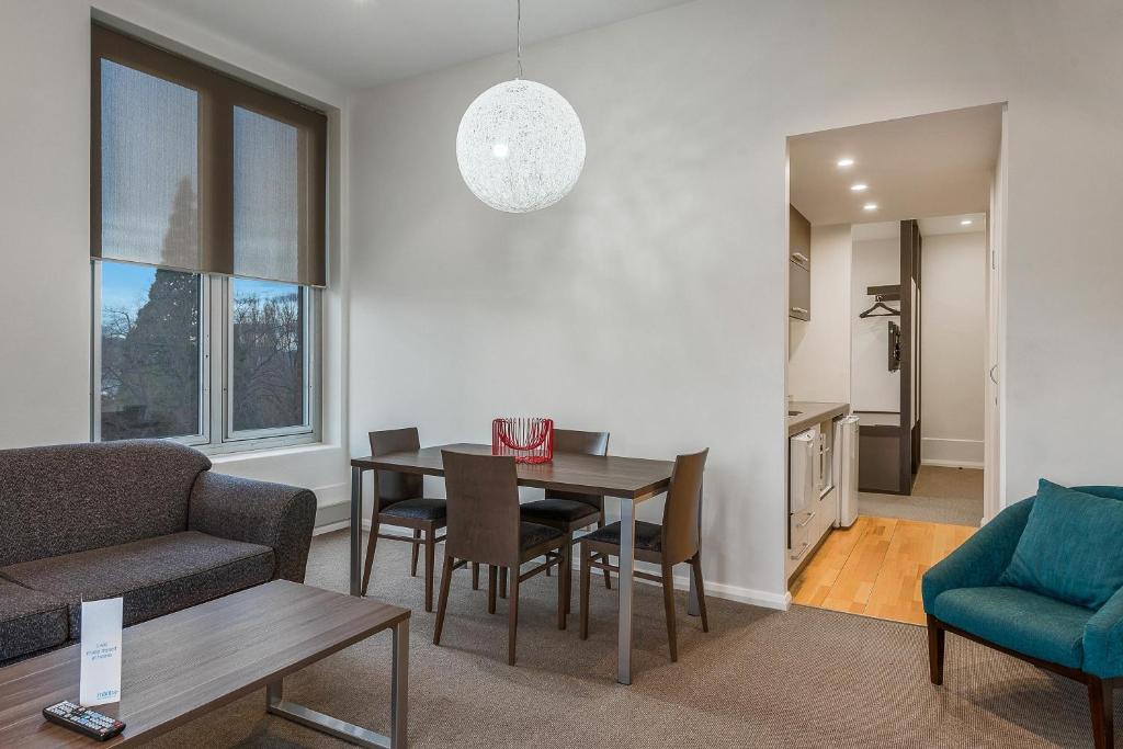 Mantra One Sandy Bay Road - Resim 4