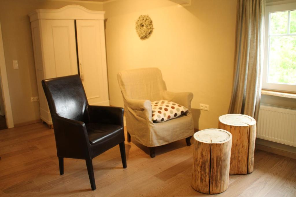 Posezení v ubytování Tauber Lodge