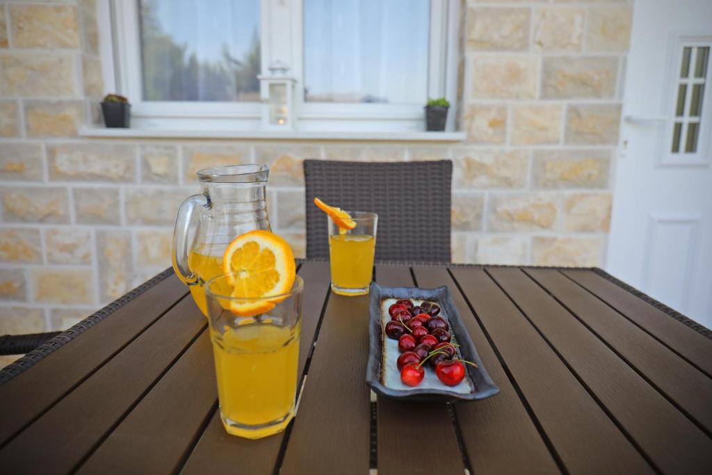 Nápoje v ubytovaní Apartmani NEVA, Pridraga