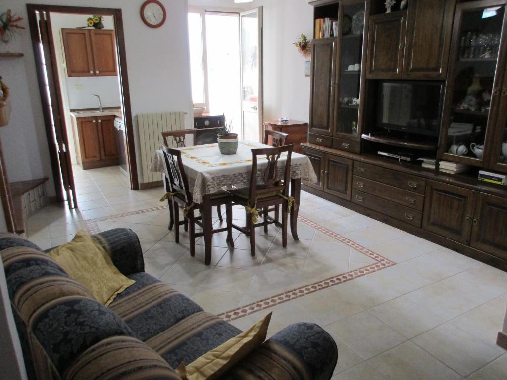 A kitchen or kitchenette at Casa Dario