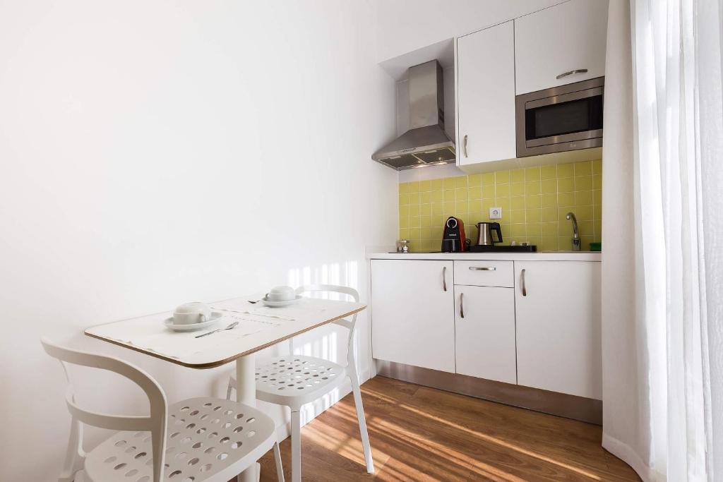 Dream Chiado Apartments - 19