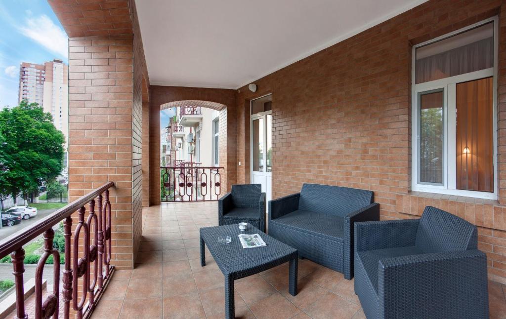 Balkón nebo terasa v ubytování Oberig Hotel