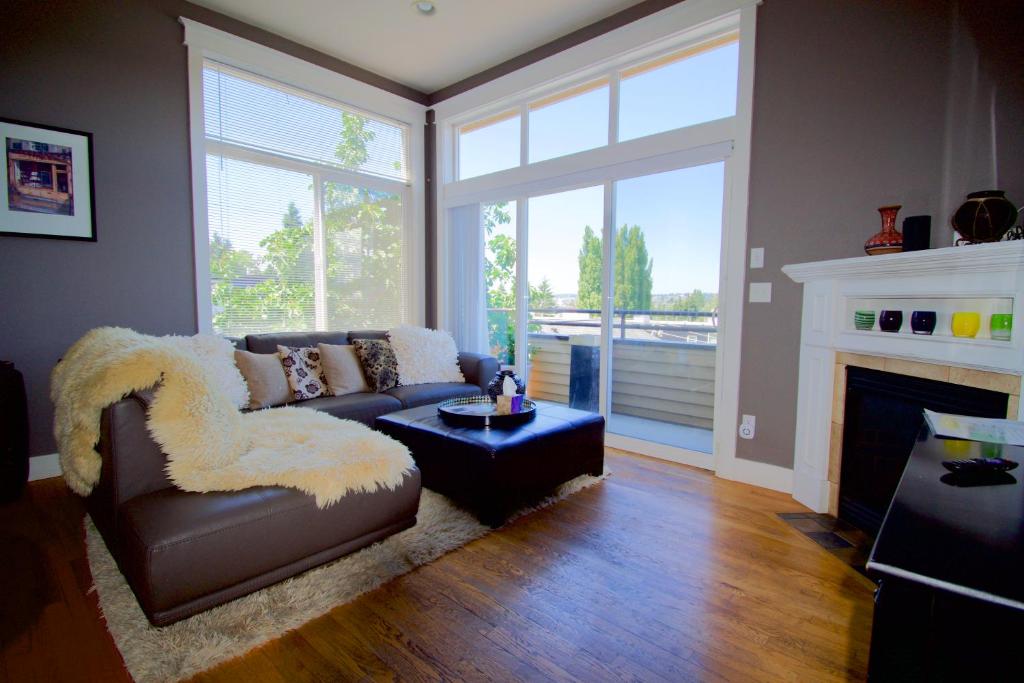 Gallery image of Comfort and Grace Perched on Queen Anne Hill in Seattle