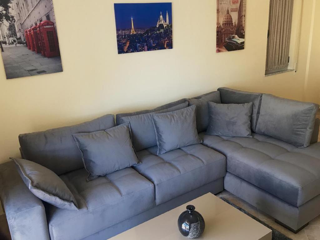 EKA Luxury One-Bedroom Apartment - Image 10