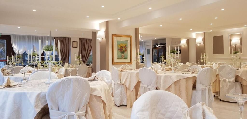 Posezení v ubytování Hotel Edelweiss