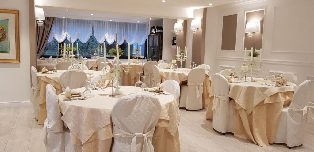 Restaurace v ubytování Hotel Edelweiss