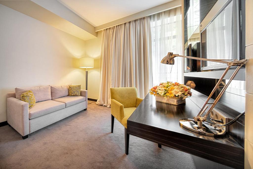 Posezení v ubytování Crowne Plaza - Borjomi by IHG