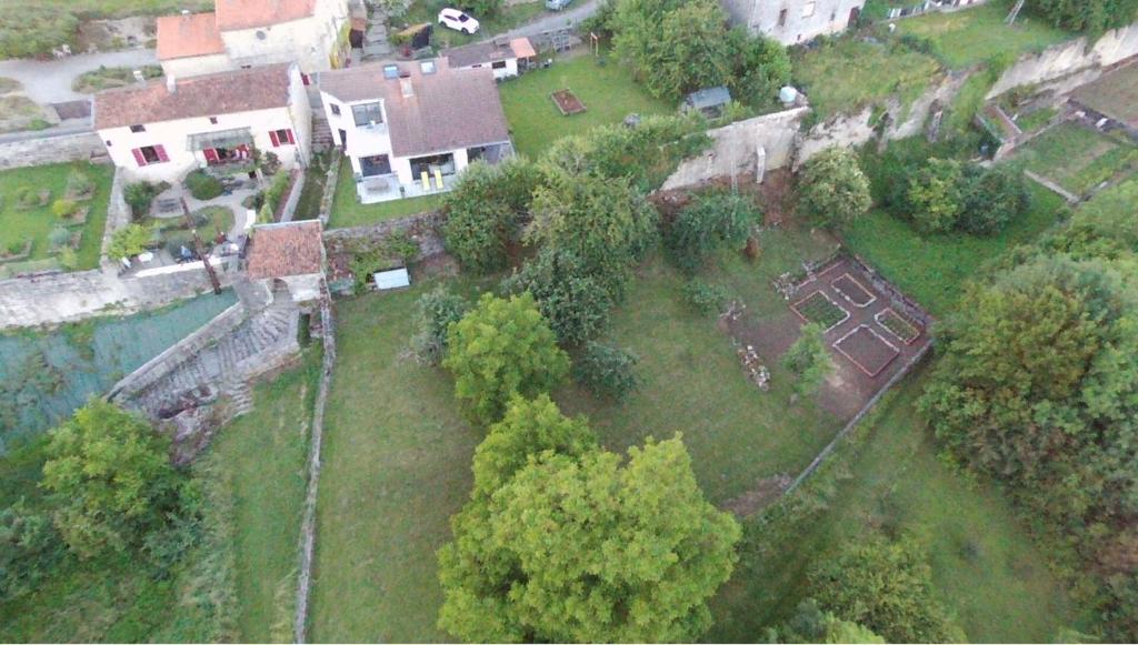 Letecký snímek ubytování B&B CHEZ FOUCHS - Chambre d'hôtes