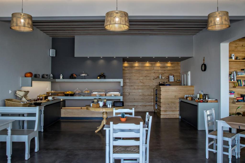 Restaurace v ubytování Porto Raphael Residences & Suites
