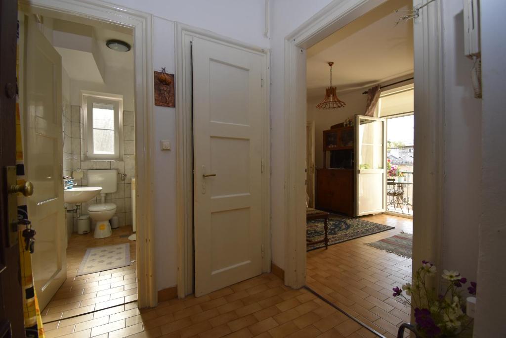 TV a/nebo společenská místnost v ubytování Apartment Morena