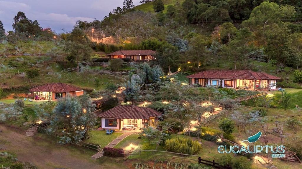 Un paisaje natural cerca of the country house