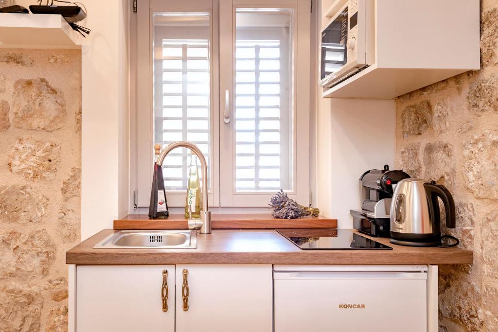 Successus Old Town House - 9