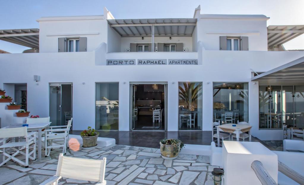 Posezení v ubytování Porto Raphael Residences & Suites