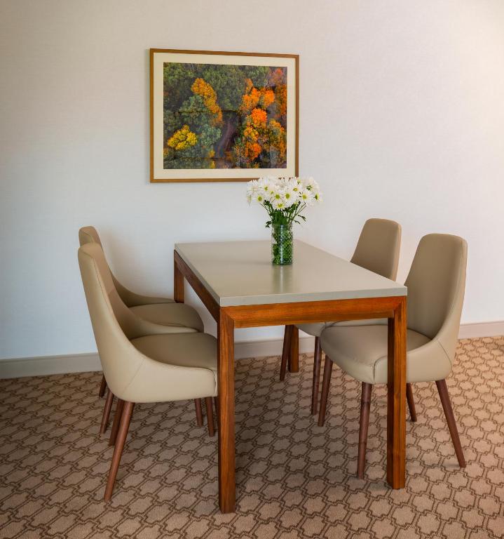 The Ingleside Hotel - King Suite Met Balkon