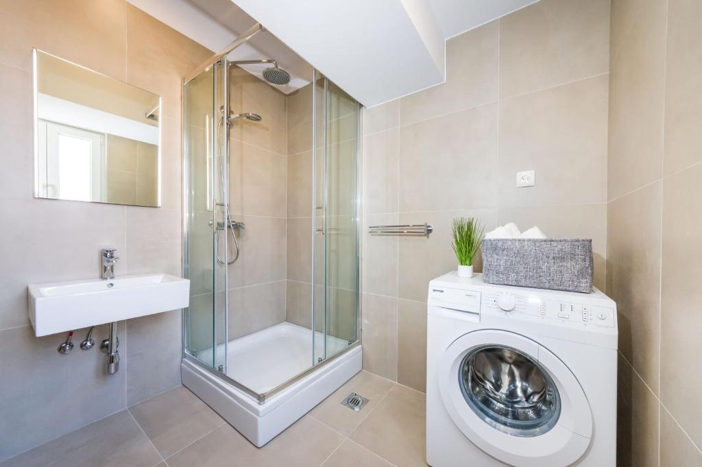 Koupelna v ubytování Kostela Luxury Suite by Belmont Realty