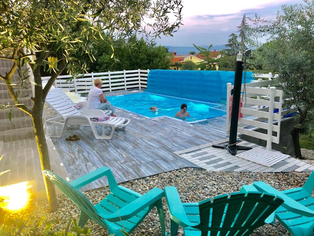 Bazén v ubytovaní Holiday home - Healthy house Opatija alebo v jeho blízkosti