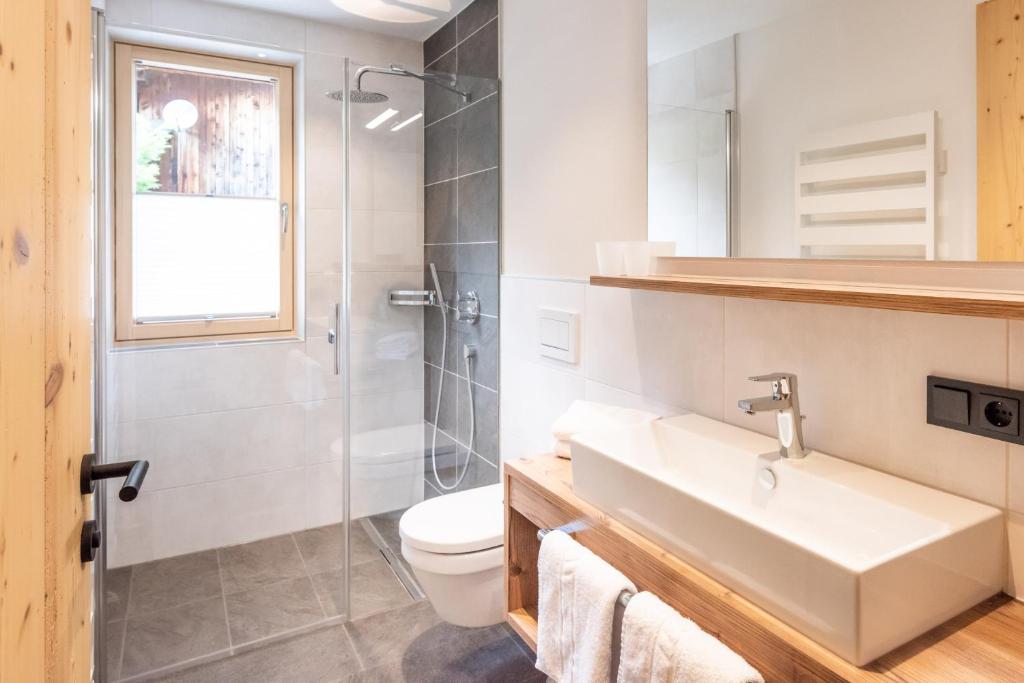 Baðherbergi á Fetz Luxury Appartements