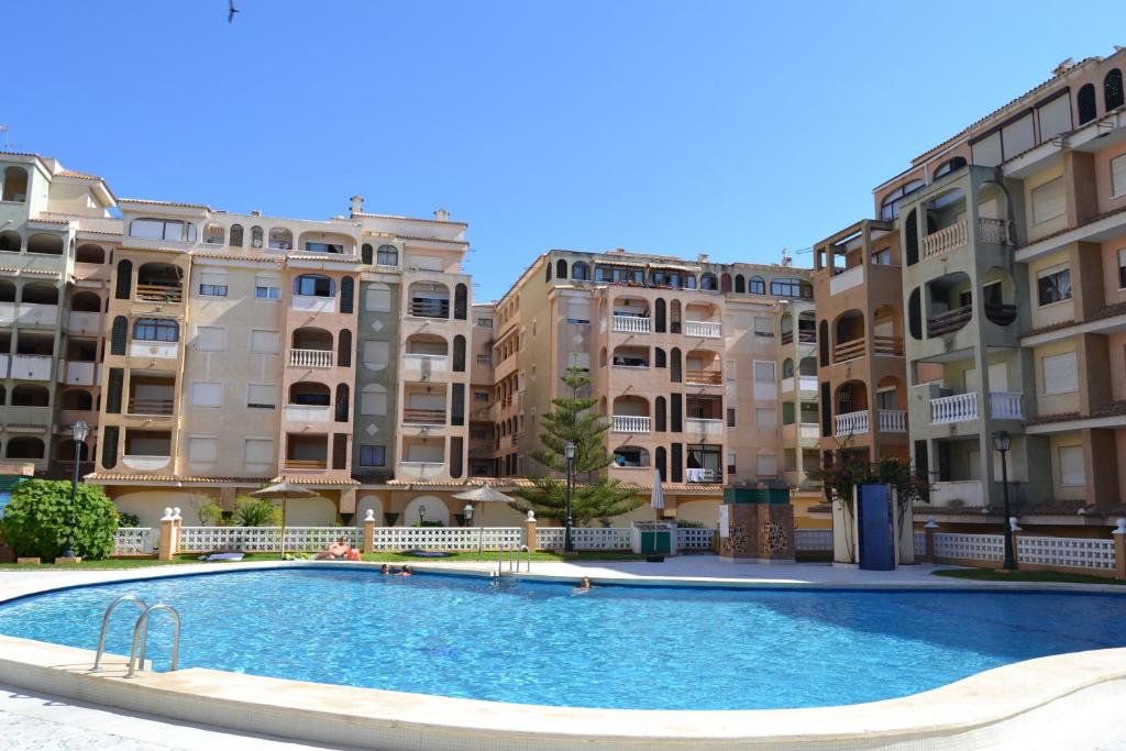Apartamento Jardín Botánico, Torrevieja, Spain - Booking.com