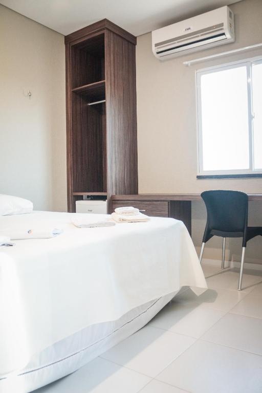  Ello Hotel
