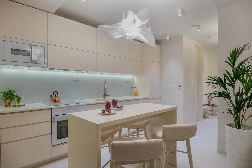 Kuchyň nebo kuchyňský kout v ubytování LevelUp Apartment Split