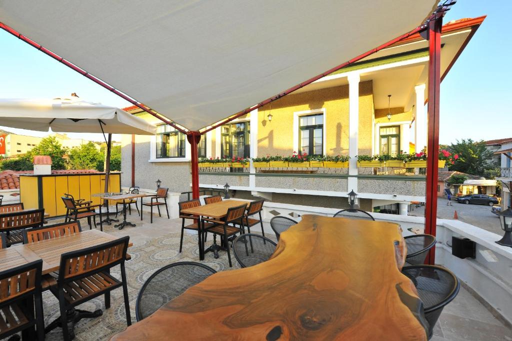 Restaurace v ubytování Petrino Gökçeada Hotel&Kitchen