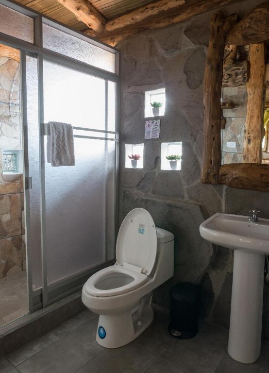 Koupelna v ubytování Zaysant Ecolodge