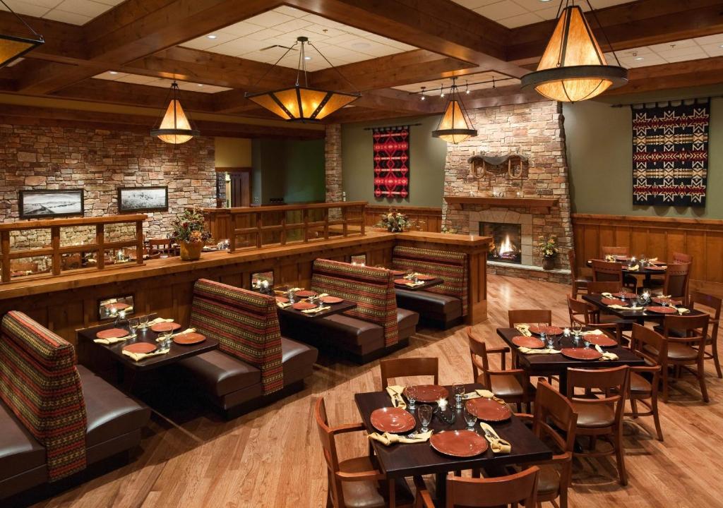 Гостиная зона в The Lodge at Deadwood