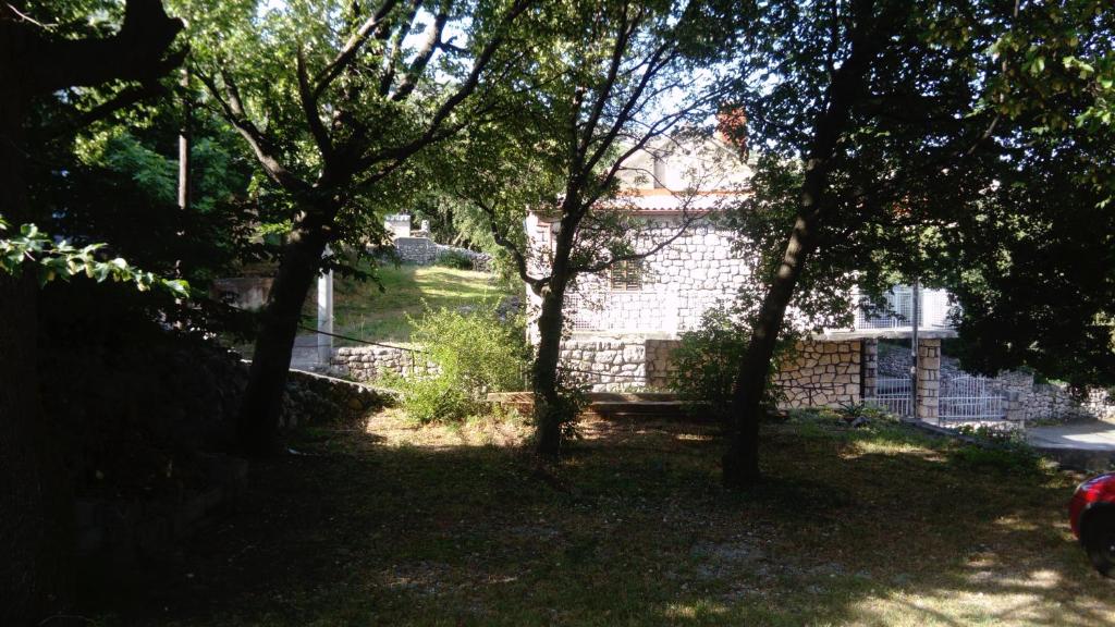 Vonkajšia záhrada v ubytovaní Apartman "Tartaruga"