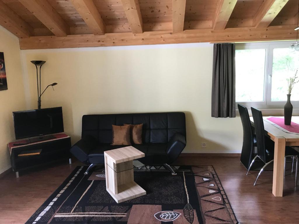 Posezení v ubytování Aladin Apartments St Moritz