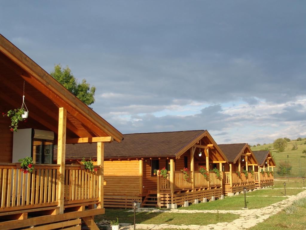 Complex Agroturistic Livada de Nuci - Two-Bedroom House