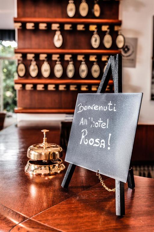 Certifikát, hodnocení, plakát nebo jiný dokument vystavený v ubytování Hotel Rosa