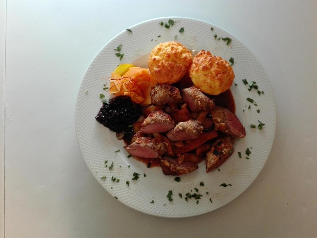 Jídlo v hotelu nebo okolí