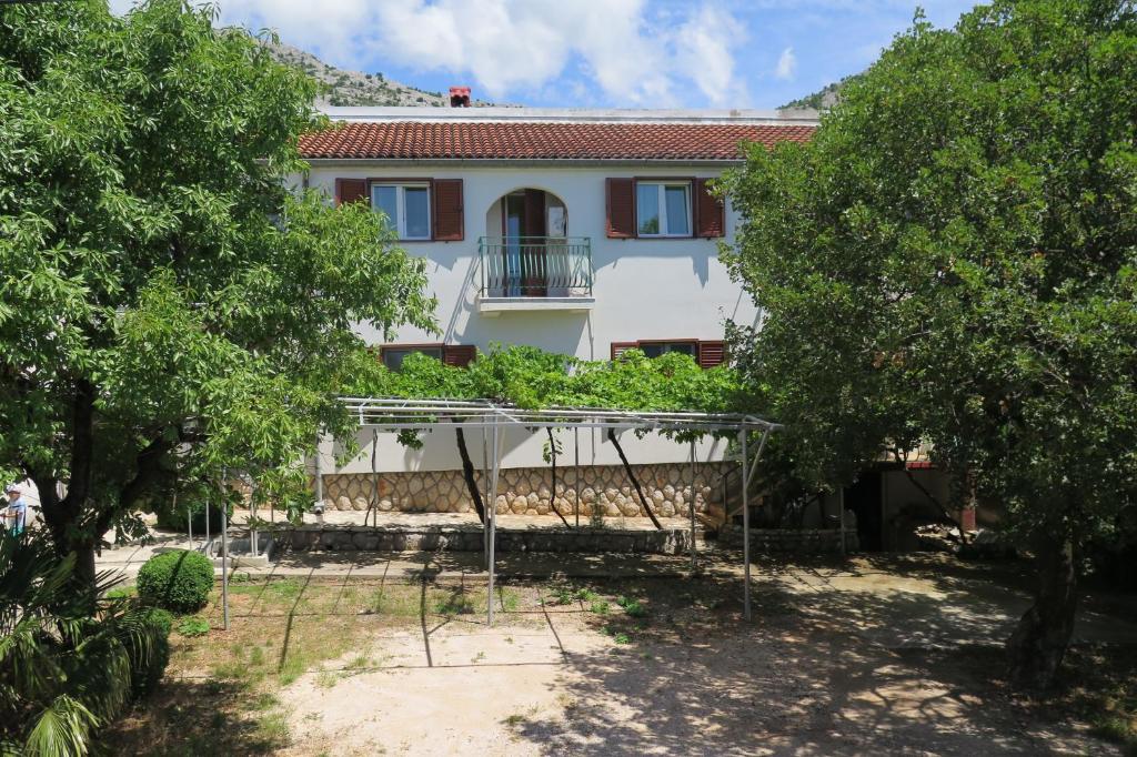 Gallery image of Lumbrela Apartments in Starigrad-Paklenica