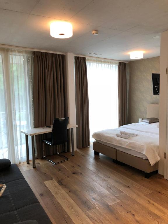 
Apartment (3 Adults)
