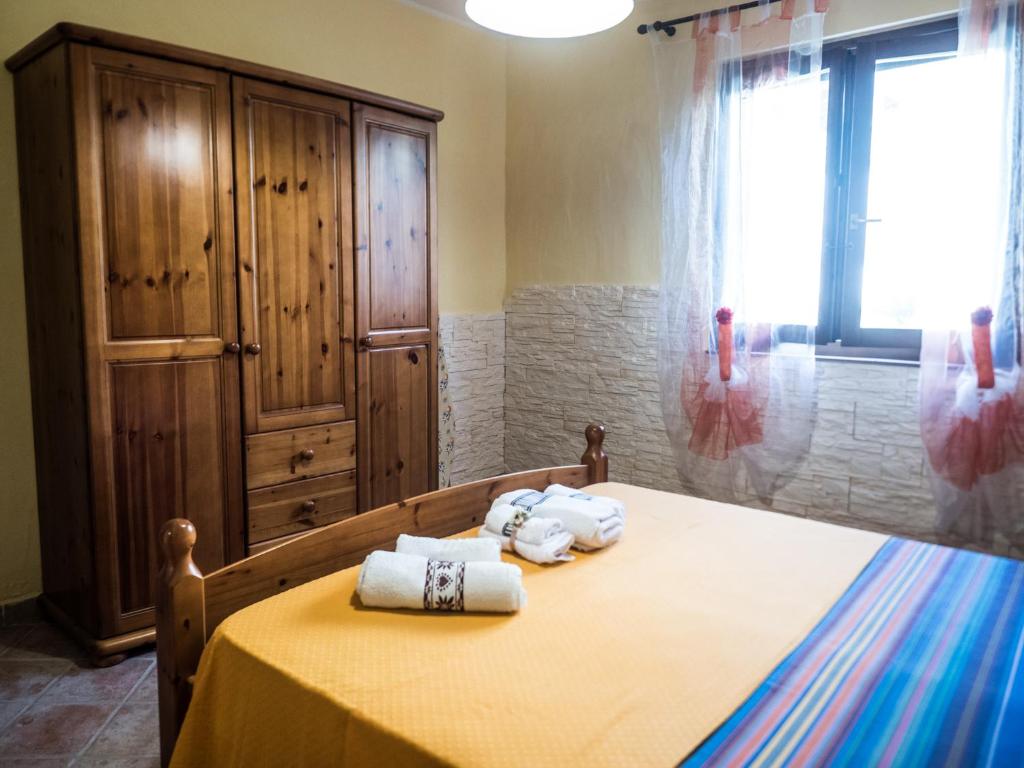 Villetta Rombi a Calasetta - Accogliente Casa con Giardino
