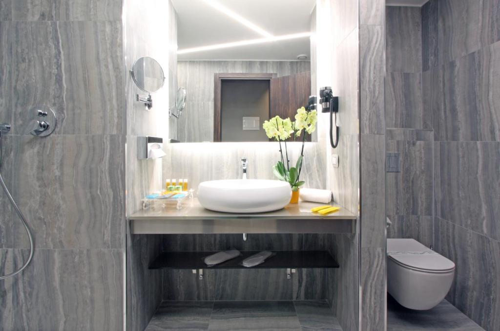 The Hive Hotel - Resim 34