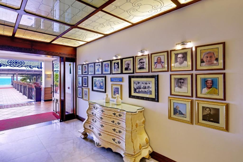 Posezení v ubytování Mayfair Palm Beach Resort
