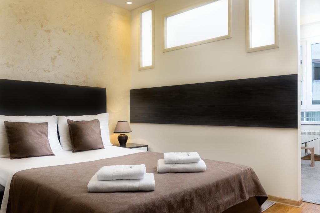 Feel Belgrade Apartments - Studio Apartment With Terrace