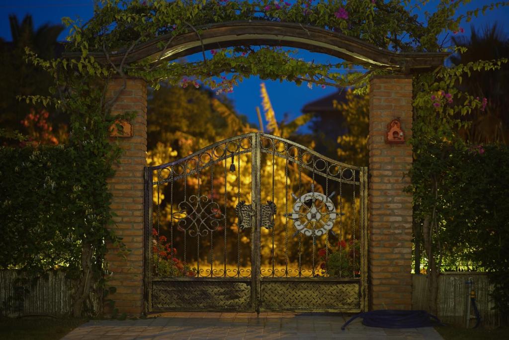 Zahrada ubytování Göcek Naz Hotel