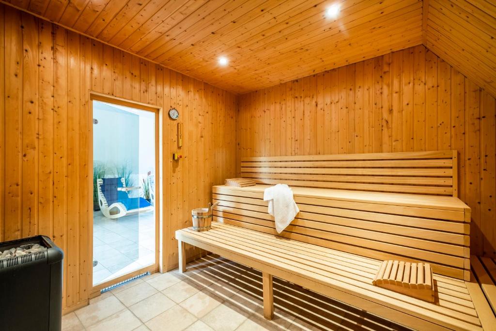 Fotografie z fotogalerie ubytování Hotel, Restaurant, Café Pharisäerhof - Nordseeurlaub mit Hund v destinaci Nordstrand