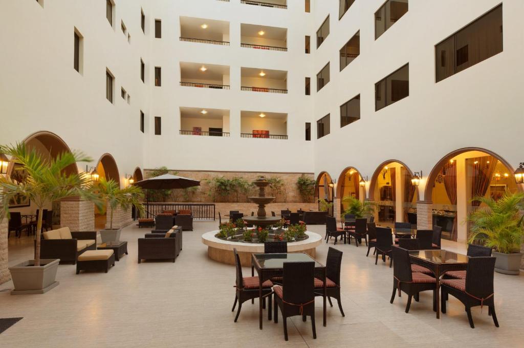 Posezení v ubytování Wyndham Costa del Sol Piura