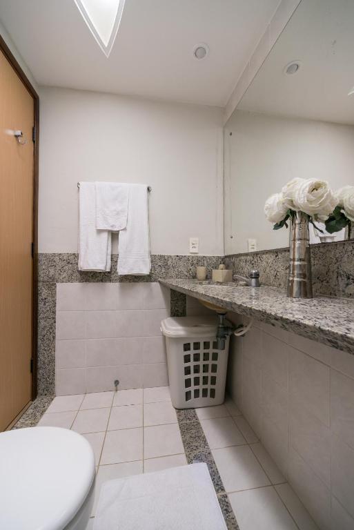  MRP301 Flat c/varanda 2 quartos praia Muro Alto