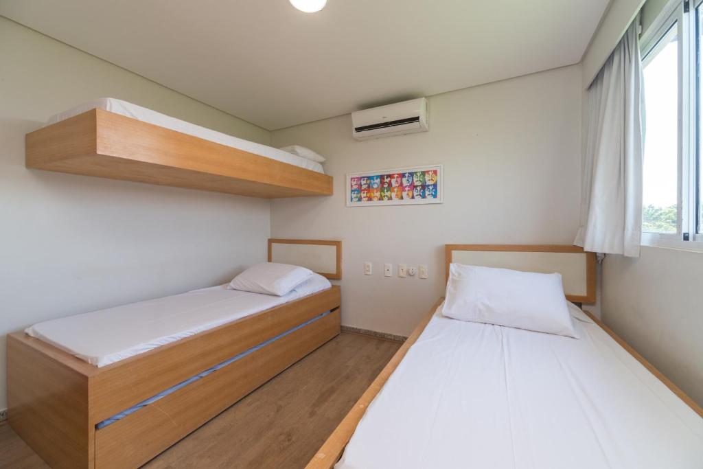  MRP301 Flat c/varanda 2 quartos praia Muro Alto