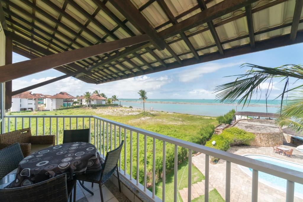  MRP301 Flat c/varanda 2 quartos praia Muro Alto