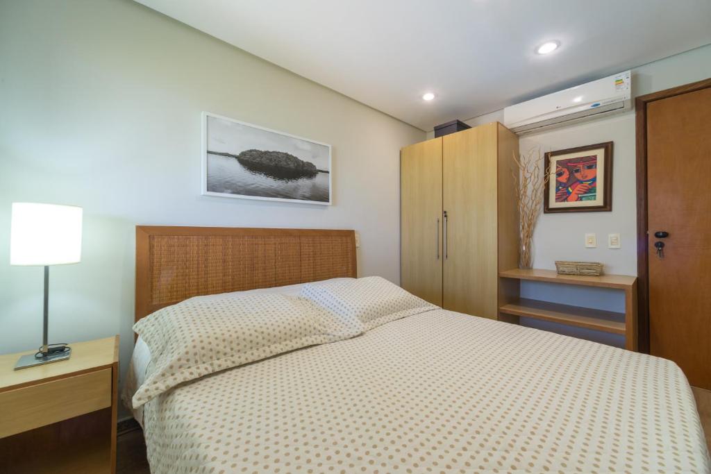  MRP301 Flat c/varanda 2 quartos praia Muro Alto
